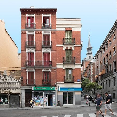 Estudio Plaza Mayor Madrid Exterior foto